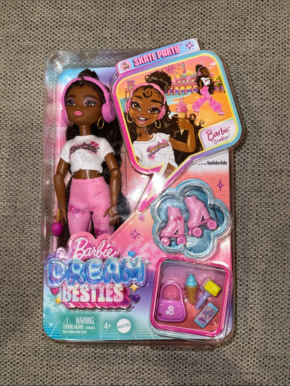 Barbie Dream Besties Skate Party Doll - Pink Outfit & Accessories
